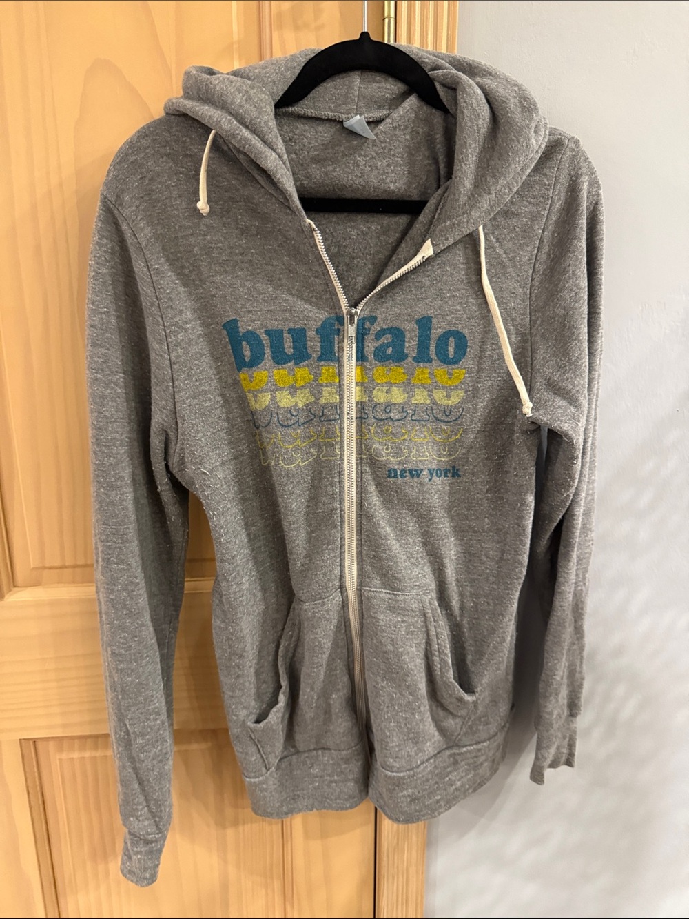 Gray Graphic Full Zip Hoodie Medium